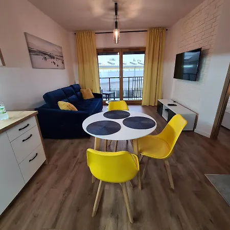 Sloneczne Nabrzeze Apartment *
