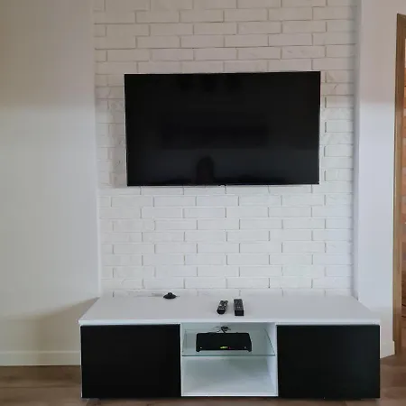 Sloneczne Nabrzeze Apartment *